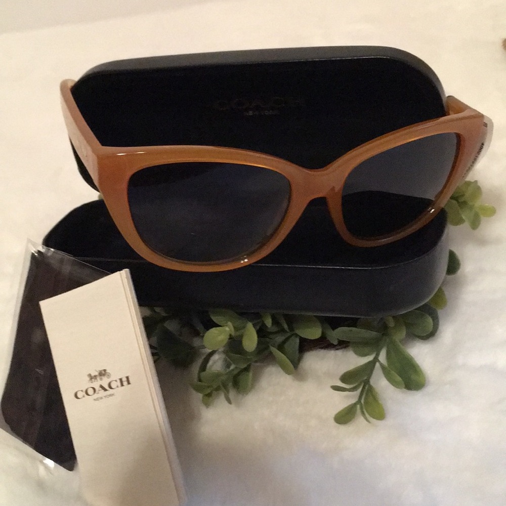 🐴Coach® Super Sexy Sunglasses in Caramel🐴